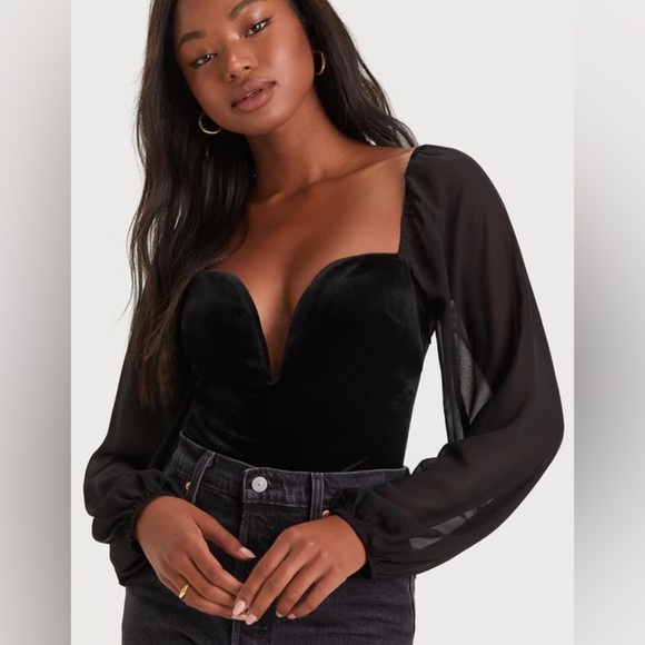 Lulu’s Chic Poise Black Velvet Notched Balloon Sleeve Bodysuit - Picture 1 of 4